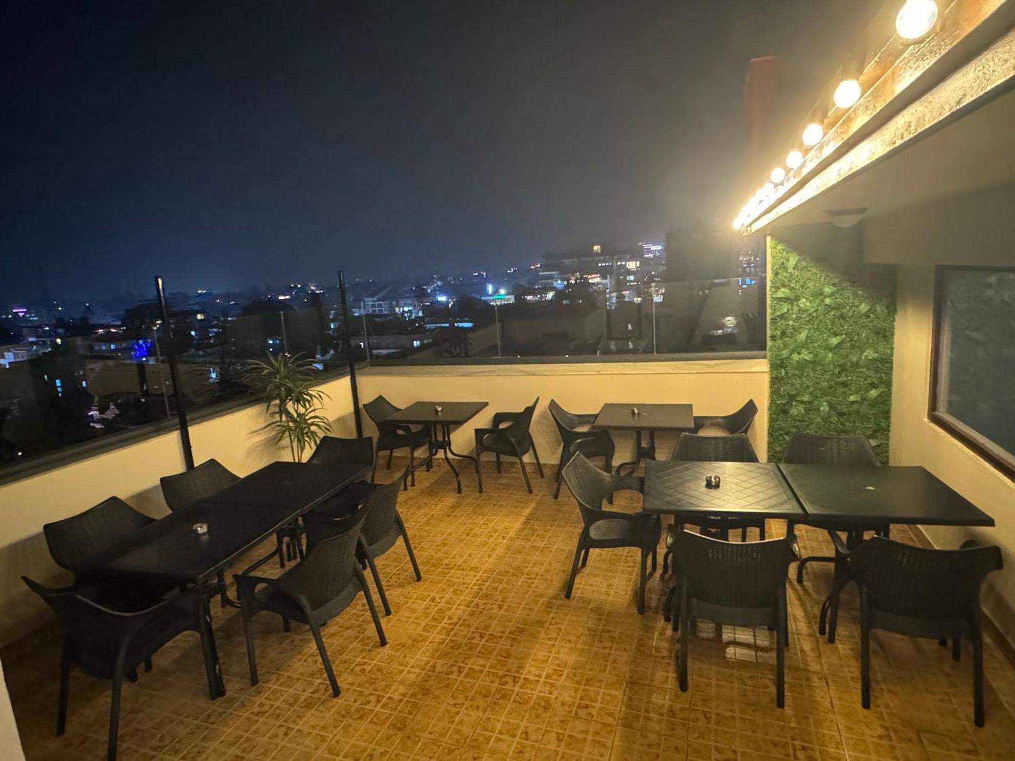 The Luxe Inn Boutique Hotel Katmandu Eksteriør bilde
