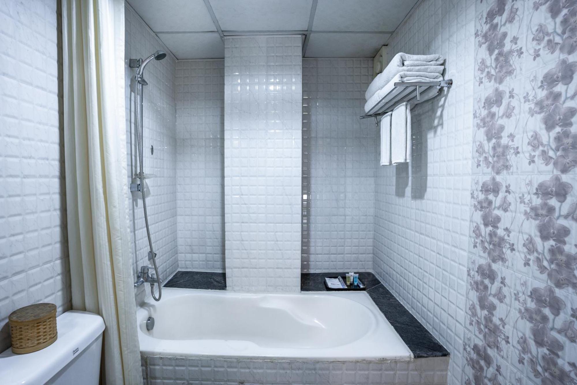 The Luxe Inn Boutique Hotel Katmandu Eksteriør bilde